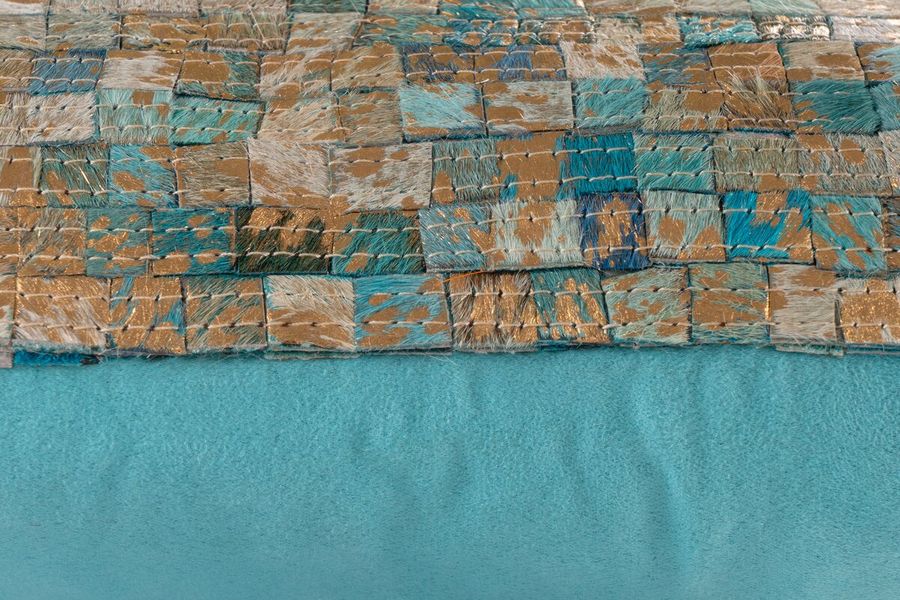 Подушка из натуральной кожи с металлизированными акцентами Finish 100 Rot / Gold, Синий; бежевый