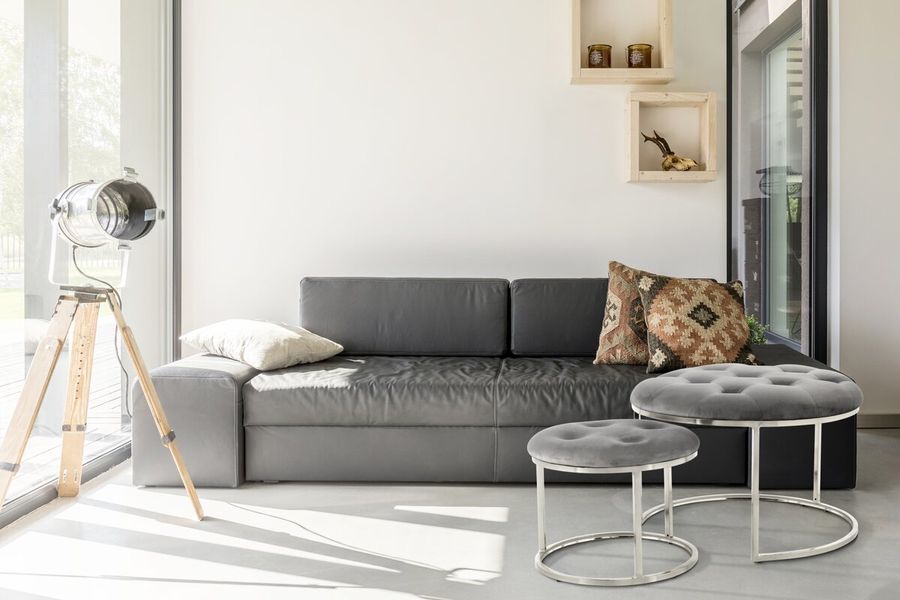 Набор из двух пуфов Becky 525, серый с серебром Kayoom - в дом или квартиру. Фото, картинка, пример в интерьере