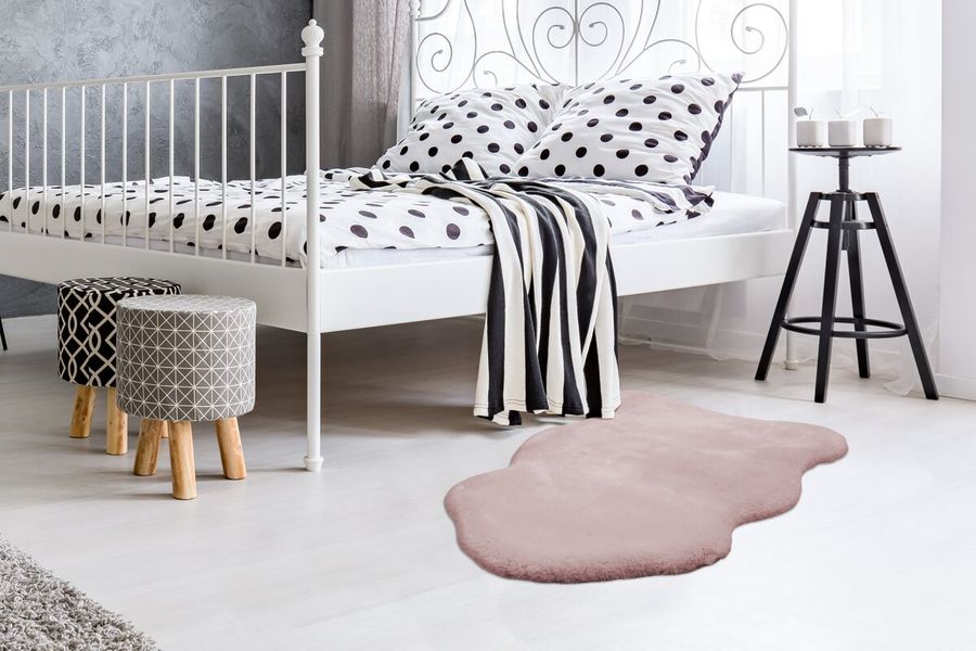 Однотонный исключительно мягкий ковёр ручной работы, имитирующий мех кролика Rabbit Sheepskin 200 Розовый