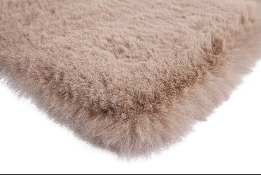 Однотонный исключительно мягкий ковёр ручной работы имитирующий мех кролика Rabbit 100 Кремовый Круг